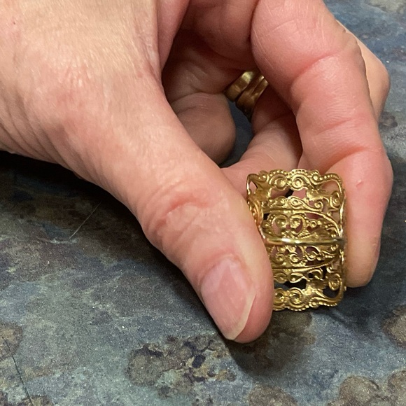 Gold Tone Filigree Statement Ring - Women Jewelry - Picture 3 of 3